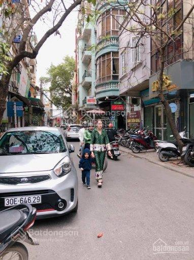 Gia đình cần tiền giải quyết công việc bán gấp nhà đẹp trung tâm cầu giấy dt 70 m2 giá 33,8 tỷ