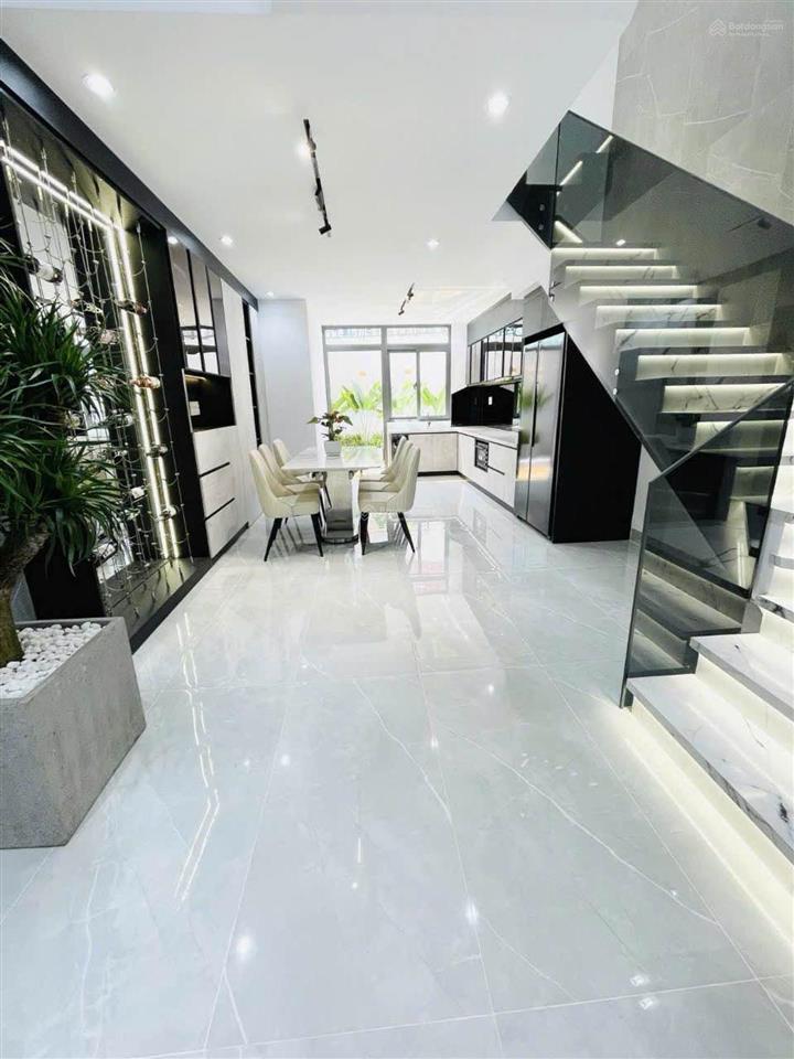 Bán nhà quận 7, võ thị nhờ, 3 tầng, đường 4m, ngang 4.2m, 72m2, giá 7,8 tỷ