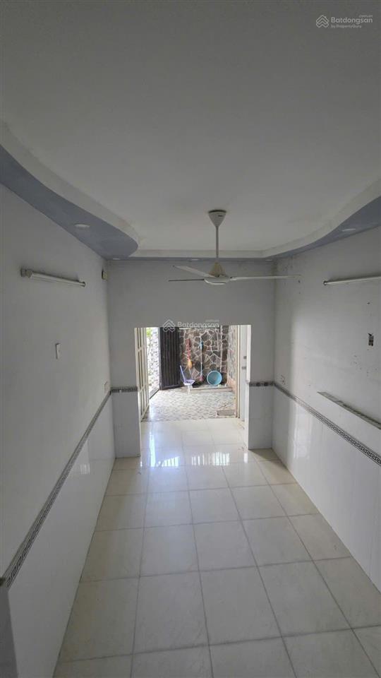 Bán nhà tân phú hẻm xe hơi thạch lam trần quang cơ 40m2 3 tầng nhỉnh 4 tỷ.