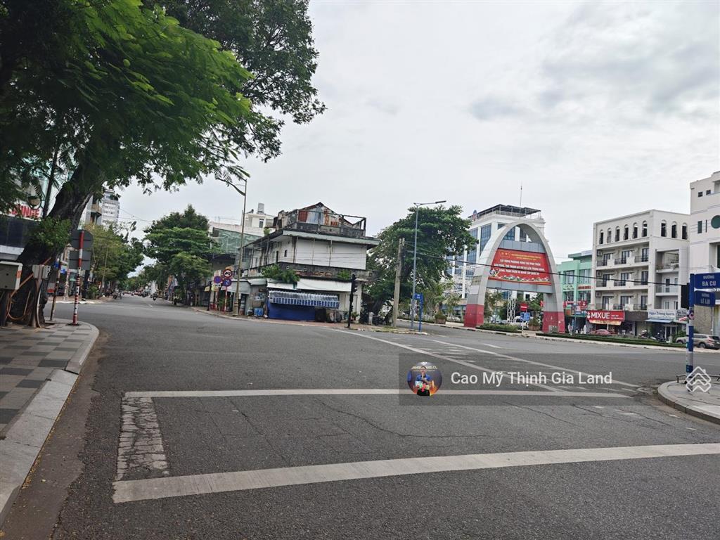 Продаётся дом, 231 м², Phường 1