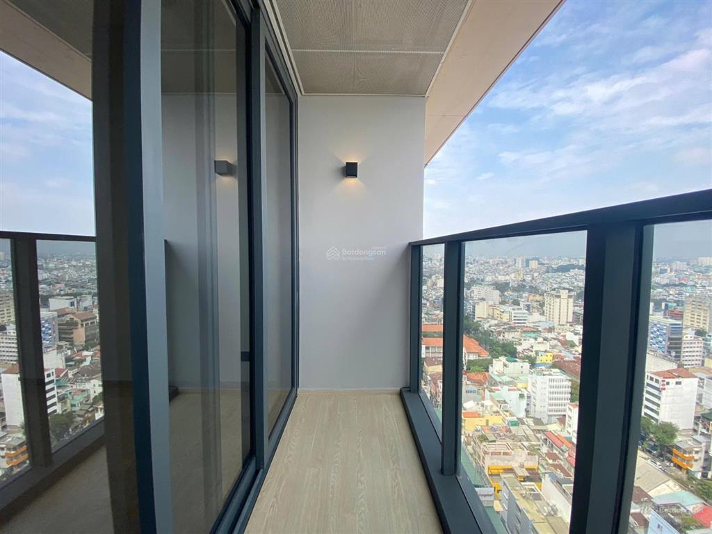 Deal tốt cho căn hộ 3pn tại the marq, tầng cao view city. bàn giao full nt, sẵn hđ thuê tặng 2 ô xe
