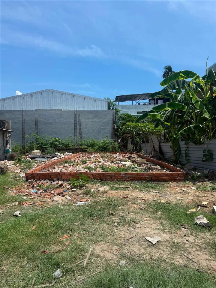 Lô đất mt đường 27m đinh thị vân thanh khê ngang 5m2 giá chỉ 5 tỷ 450