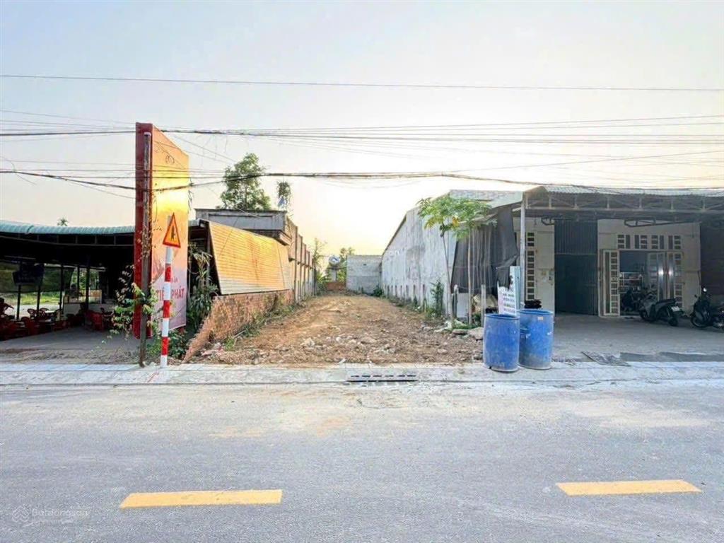 216m2 mặt tiền đường nhựa 12m ngay gần chợ việt kiều, củ chi, sổ hồng riêng giá chỉ 1,15 tỷ