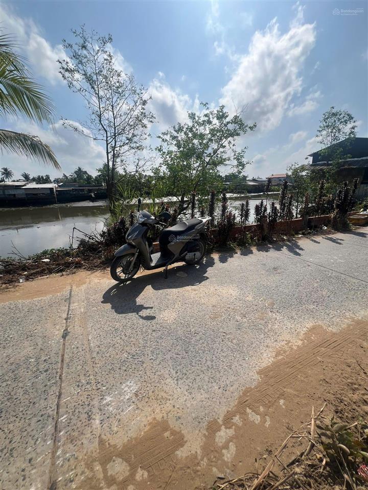 Bán 415m2 đất, đã lên hết thổ cư, lộ ôtô cặp sông từ chợ mỹ hòa lên khu công nghiệp hoàng quân
