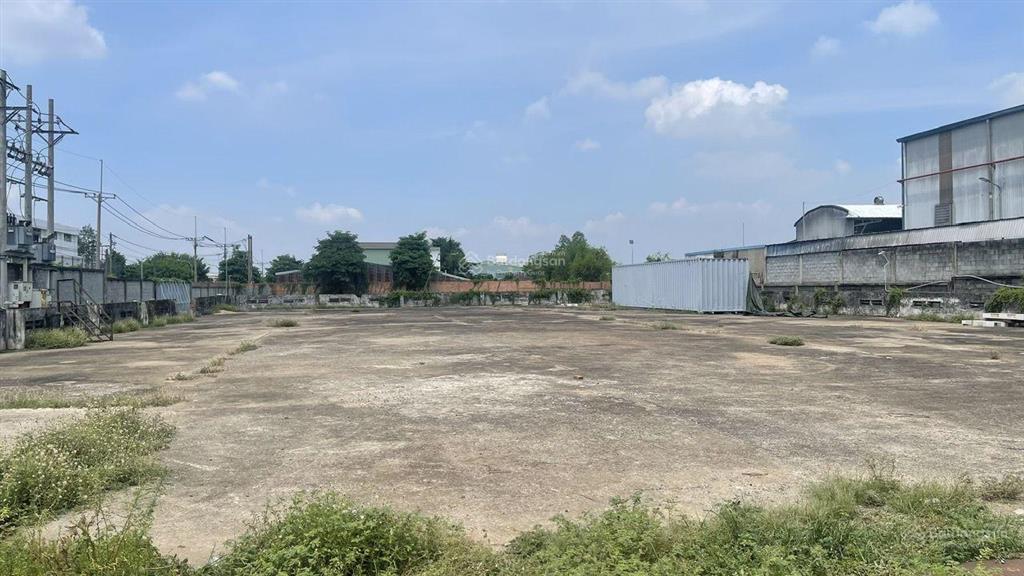 Chỉ 16,5tỷ, 10.000m2, có 3000m2 nhà xưởng mặt tiền đường nhựa. đang cho thuê 50tr/tháng