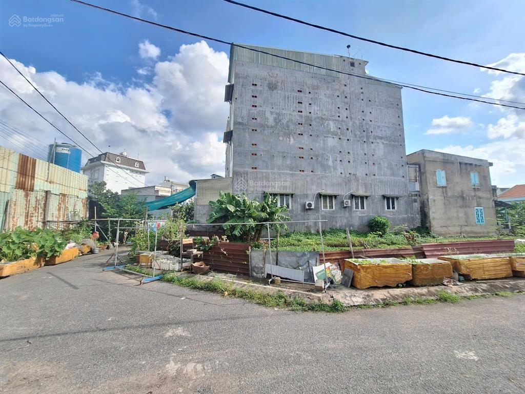 Đất góc 2 mặt tiền 99m2 nằm ngay kdc hiện hữu 1896 lê văn lương, nhà bè.