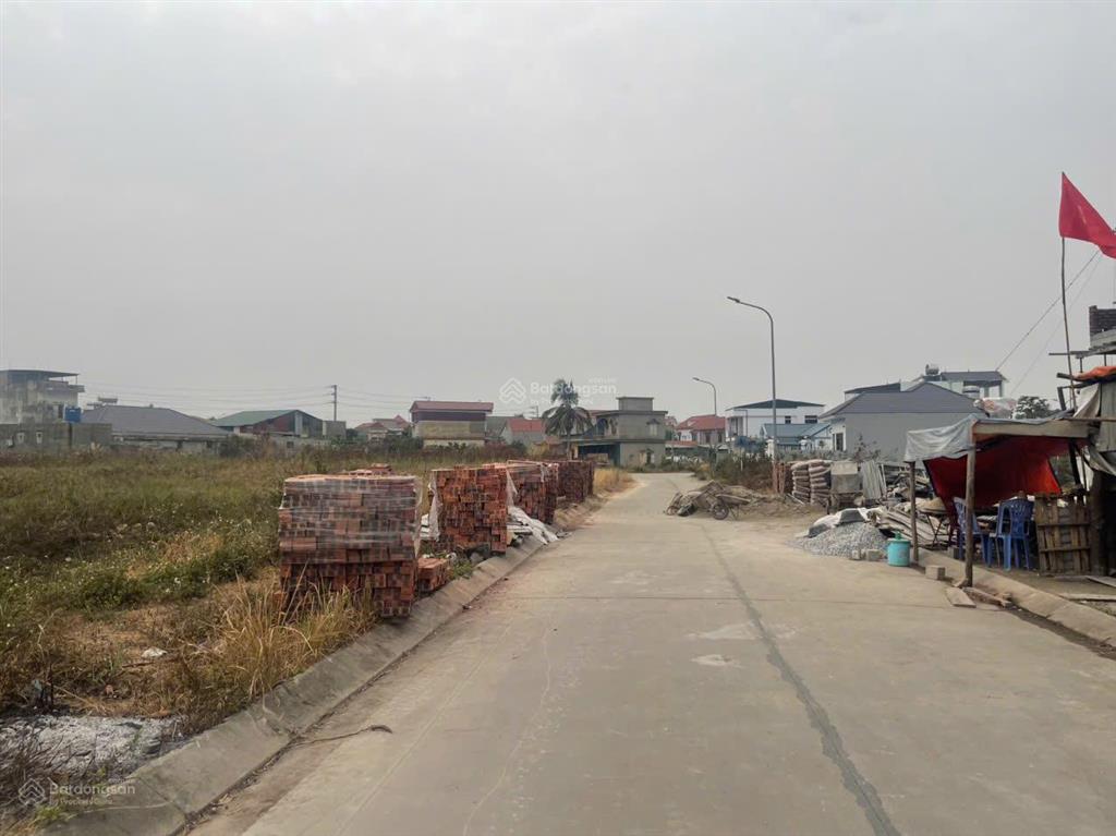 Bán đất tại xuân viễn, mạo khê, giá 41,8 triệu / m2, 320m2, hàng hiếm giá tốt
