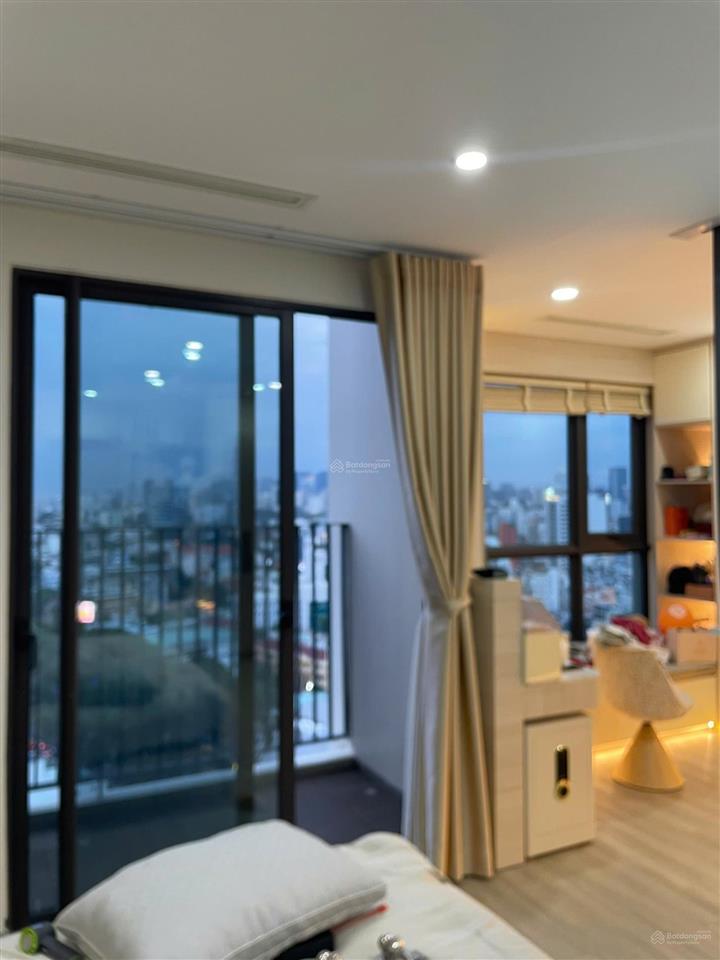 Siêu hiếm, căn góc 3pn+ (133,5m2) view thoáng q1 nt cao cấp sẵn sổ hồng tại hà đô. tấn đại