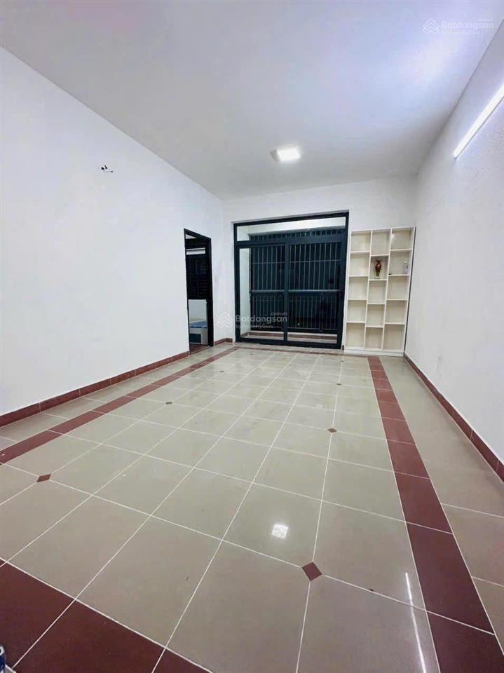 Bán chung cư 312 lạc long quân quận 11 giá 3,4 tỷ sổ hồng rồi