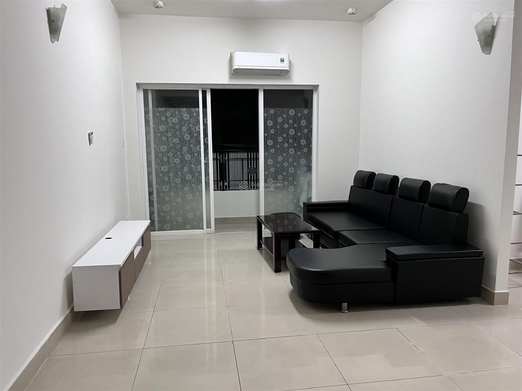 Chính chủ cần bán căn hộ sao mai 153 lương nhữ học, phường 11, quận 5