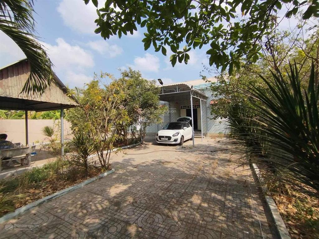 Bán đất đẹp sẵn nhà kèm vườn ăn trái tại tổ 6 ấp tân trung xã châu pha, 4 tỷ, 720 m2