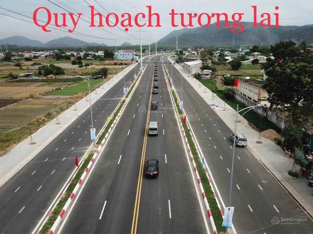 2 lô liền kề 200m2/nền. mặt tiền ql14b ngay ngã ba cổng chào đại hiệp. giá cực kỳ tốt