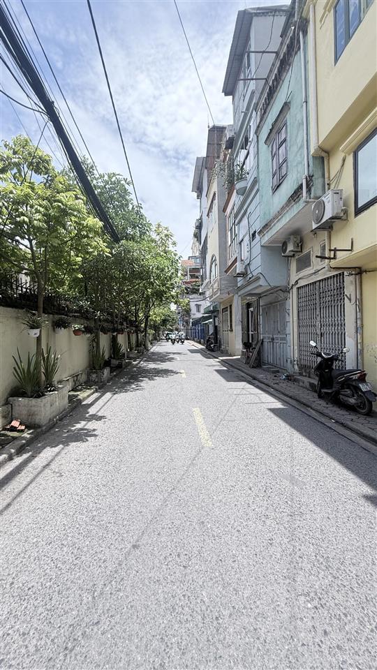 Bán nhà mặt phố nguyễn văn trỗi, 3,8 tỷ, 10m2, 4 tầng, kinh doanh cửa hàng, vỉa hè. hàng hiếm