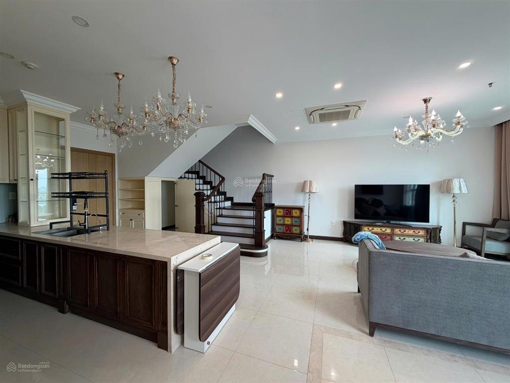 Bán căn duplex sala dt 210m2 giá bán 37 tỷ hoàn thiện 5pn đẹp view landmark 81