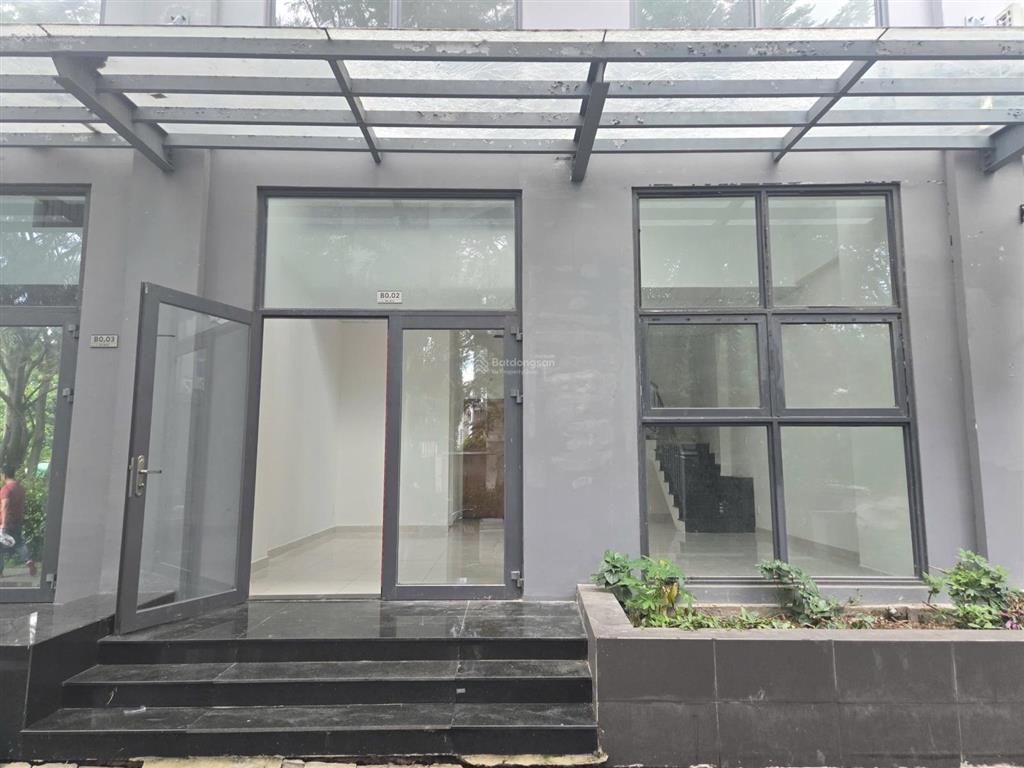 Bán shophouse thông tầng sài gòn intela giá 3,3 tỷ sẵn hd thuê