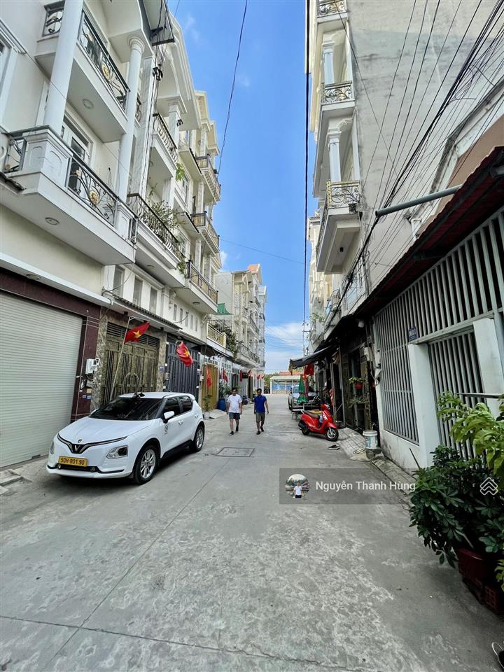 Bán nhà 3 tầng đúc hẻm xe hơi tránh nhau bùi văn ngữ quận 12 giá rẻ 4,95 tỷ diện tích 60m2 (4x15)