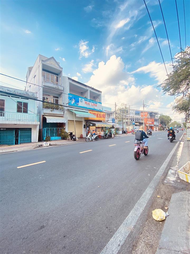 Mặt tiền kd hưng phú quận 8 4 tầng đường nhựa 20m 4x20m nhỉnh 9 tỷ