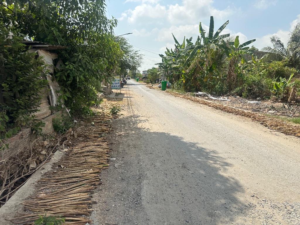 Bán đất cách chợ Tà Nu, Hưng Điền A vài bước chân