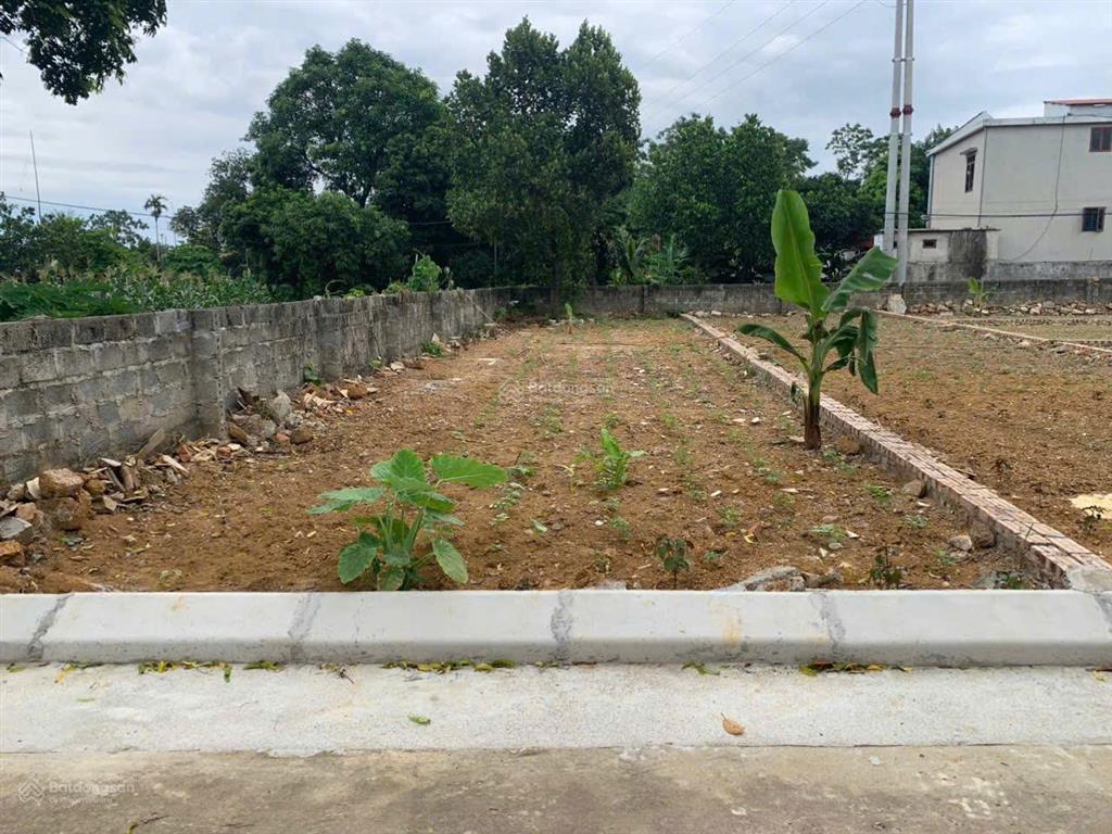 Chính chủ bán cắt lỗ mảnh đất 110m2 tại trần phú hn. mặt tiền 5,2m. giá 1,2 tỷ. 0876 882 ***