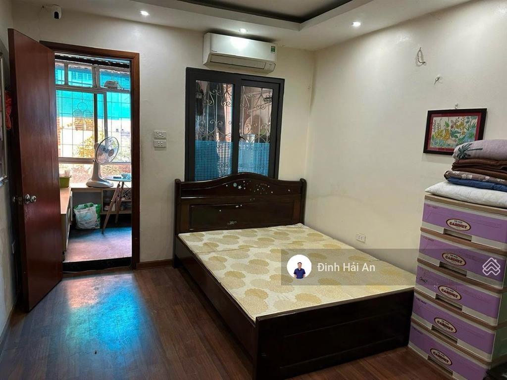 Chính chủ bán căn hộ tập thể kim liên khu b 65m2 2pn 1wc giá 3.2 tỷ