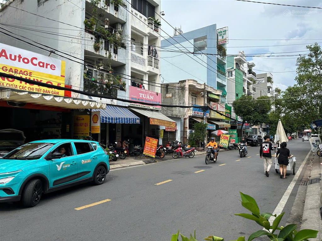 Bán nhà mt đường nguyễn hữu tiến, p. tây thạnh 0946 567 *** hiểu