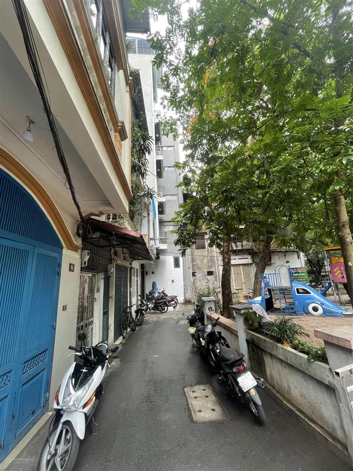 Bán nhà phương mai diện tích 32m2 xây 5 tầng cách 100m ra oto tránh giá 6,5 tỷ