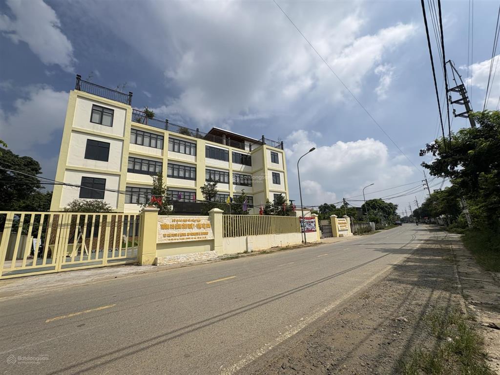 Bán 200m2 full thổ cư đất dân phú cát