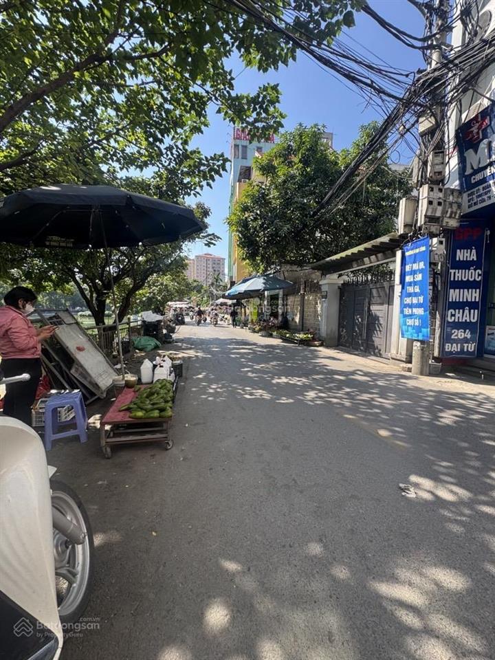 Bán nhà mặt phố chợ đại từ 45m 5 tầng kinh doanh các loại hình trước nhà ô tô đi lại giao thông ổn