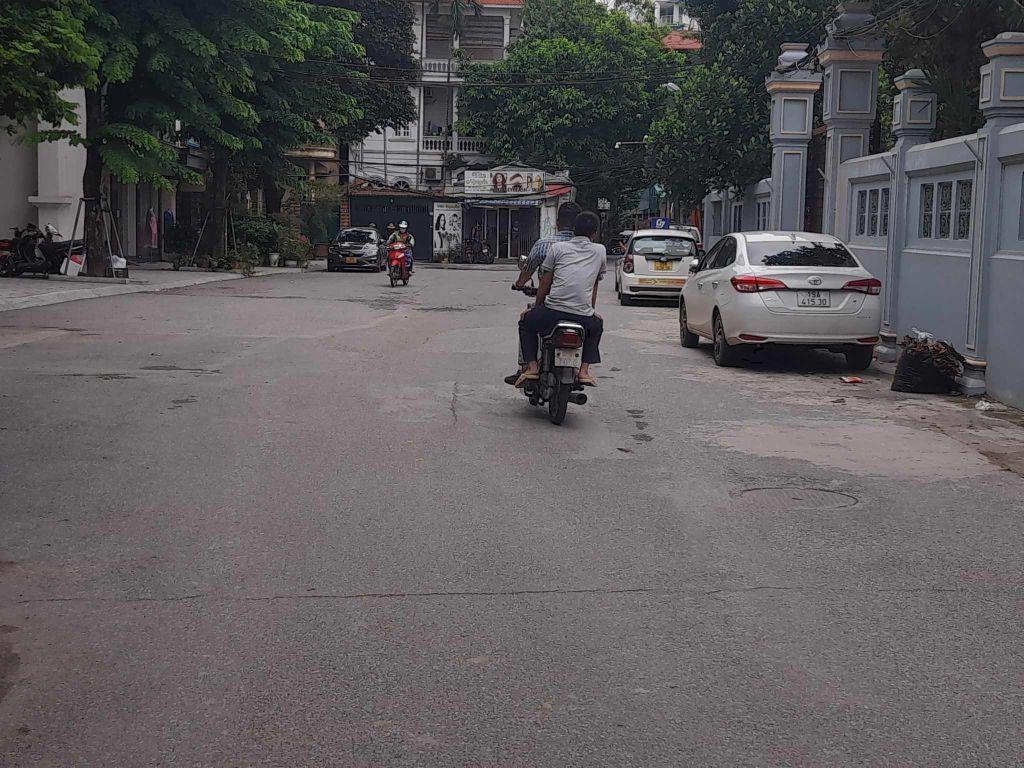 Bán Nhà Phố Tô Ngọc Vân Tây Hồ 101m2-7T MT5m VIEW Hồ Săn Dòng Tiền 60 Tỷ Tô Ngọc Vân.