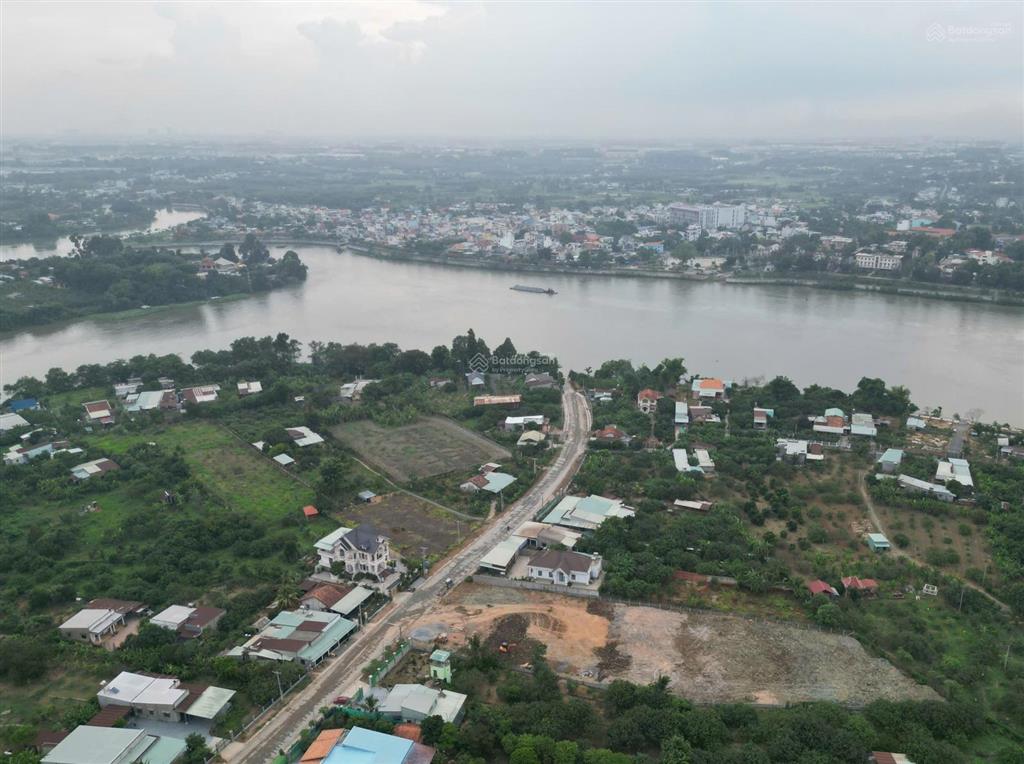Đất nền view sông mát mẻ sổ riêng thổ cư giá chỉ 900tr chỉ cần 250tr nhận đất