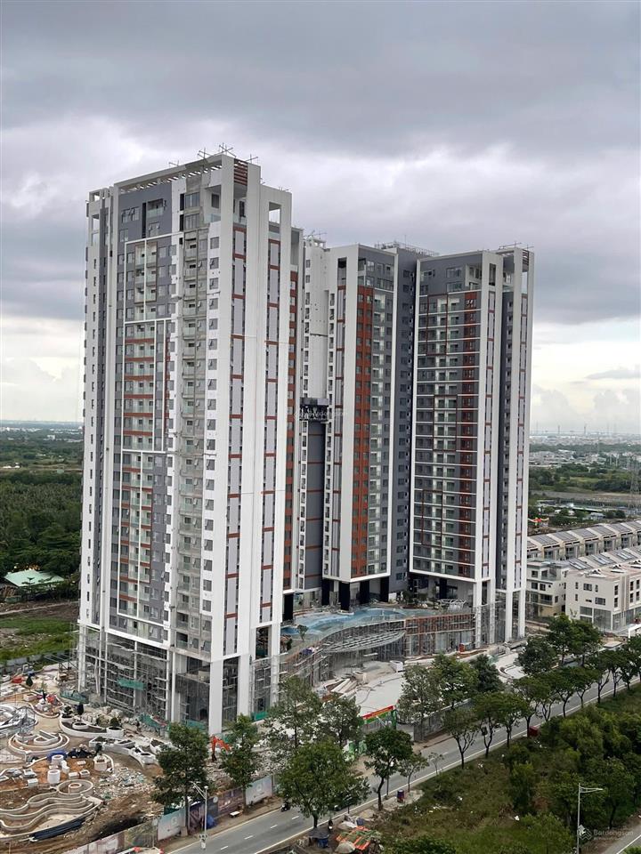 Bán căn (essensia sky). nhà bè, 9 tỷ (bao sổ 5%) 119,53m2, 3pn, 2wc luân 0794 334 ***