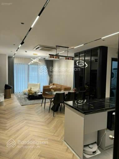 Bán cc tại khu đô thị sài đồng, giá siêu hời 3,9 tỷ, 73 m2, 2pn, đầy đủ nội thất