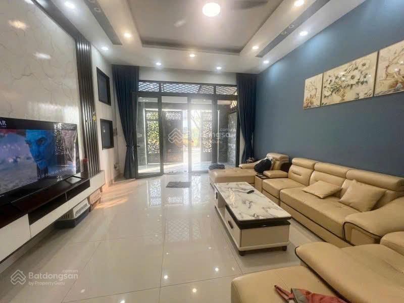 Giảm sốc bán gấp trong 10 ngày còn 7,96 tỷ tặng hết nội thất