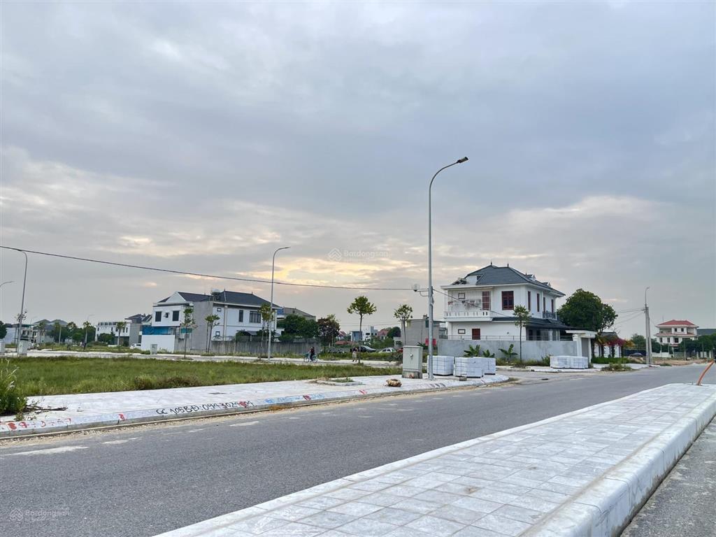 Bán đất mặt bằng 3211 đường phạm tiến năng, thị trấn quảng xương, thanh hoá