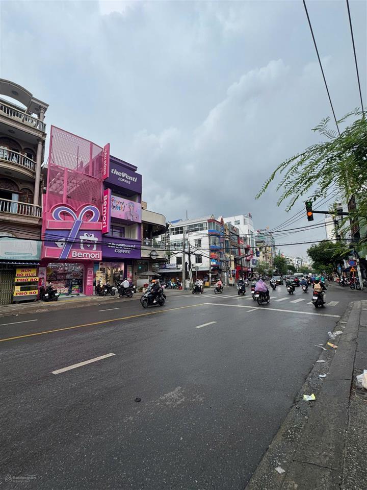 Hạ giá bán nhanh! nhà đường nguyễn gia trí (d2) bình thạnh 4,5x20m trệt 4 lầu, giá 30 tỷ