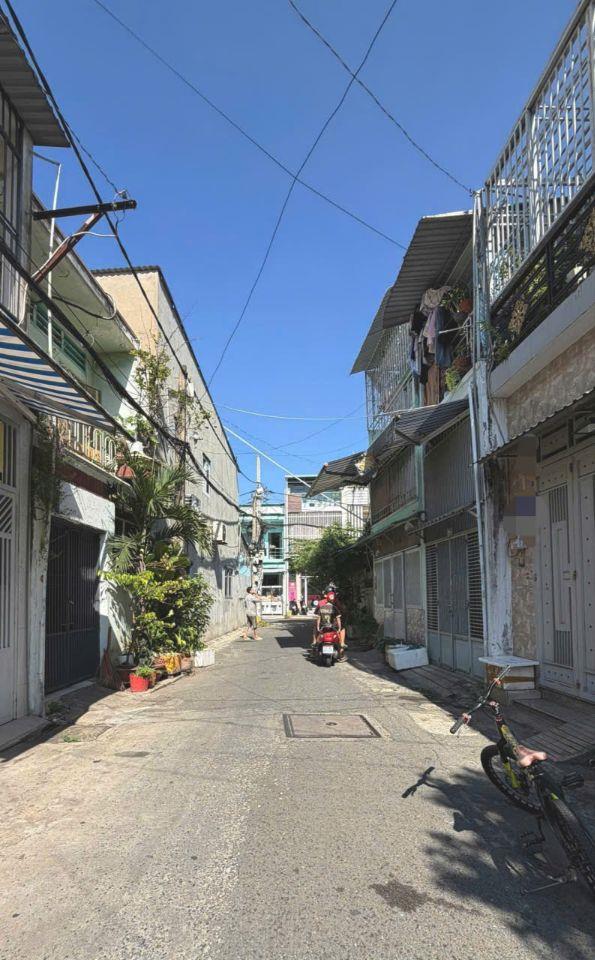 💥🏠🚘🔥 BÌNH TÂN, SÁT MẶT TIỀN, HXH 6M THÔNG, 50M2, 4TẦNG BTCT, 3PN, VÀO Ở NGAY, CHỈ NHỈNH 5TỶ