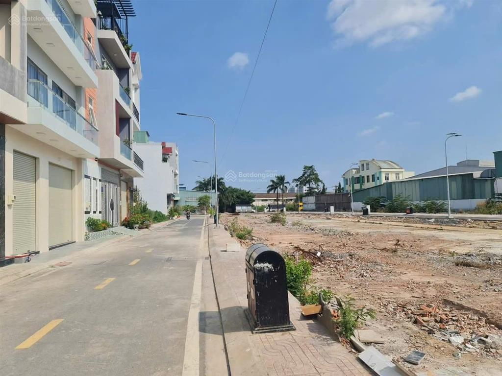 Đất đẹp xuân thới sơn đối diện vinhomes hóc môn 106m² chỉ 3,39 tỷ, sổ riêng
