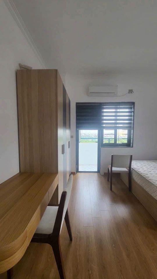 Bán Chung Cư Hoàng Quốc Việt 2 Phòng Ngủ 60m² Giá 4 Tỷ (SDT/Zalo: 083.848.9898)