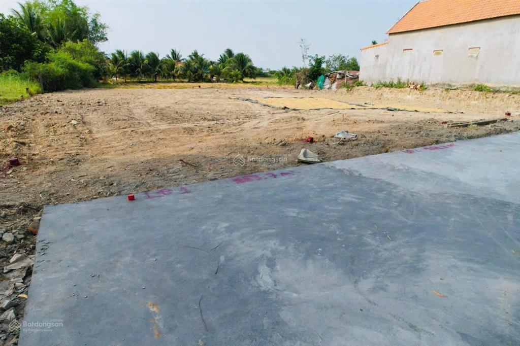 Chính chủ bán lô đất vuông vức mặt tiền lớn ninh hiệp ninh hòa. giá chỉ 13tr/m2