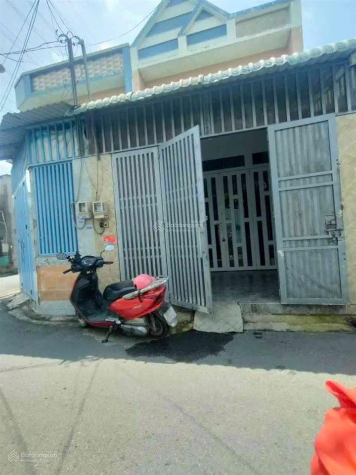 Nhà đẹp vị trí đẹp ngay trần thị năm nguyễn ánh thủ q12 60m2 shr hẻm xe hơi chỉ nhỉnh 4tỷ