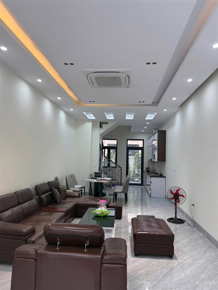 Cần bán nhanh căn liền kề tđ3 vinhomes oceanpark 3, hoàn thiện full, 9,3 tỷ có thương lượng