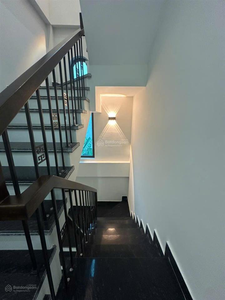 Bán nhà đẹp 4 tầng cạnh cầu đông trù. 0362 608 ***