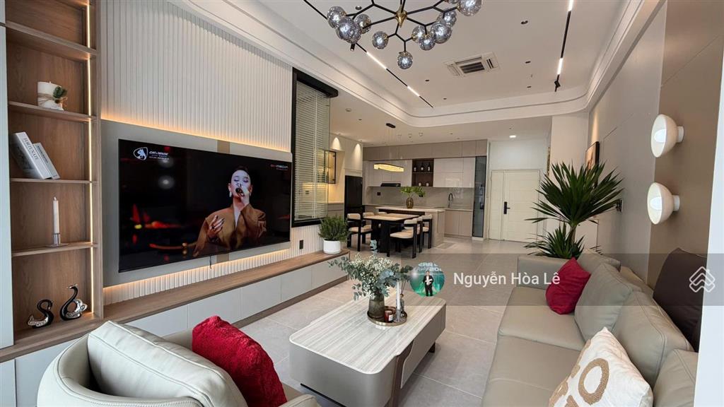Bán căn hộ scenic valley phú mỹ hưng 130m 3pn block b lầu thấp, giá 13 tỷ
