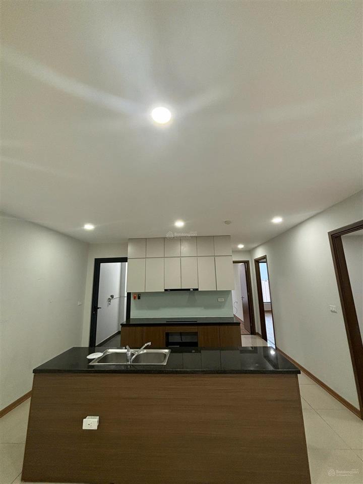 Bán gấp chung cư rose town 79 ngọc hồi, hoàng mai 3pn 6 tỉ, lô góc