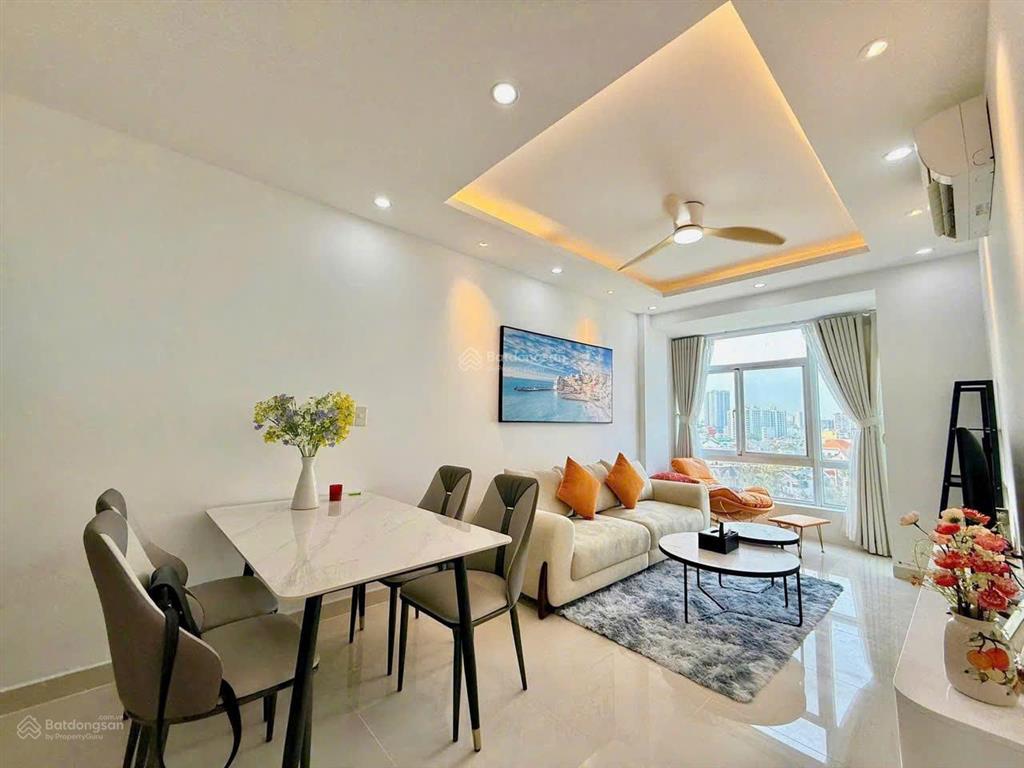 Bán căn hộ chung cư tại sky garden 3, view sông, chỉ 4,9 tỷ, 56 m2, 2pn, 1wc, đang cho thuê ổn định