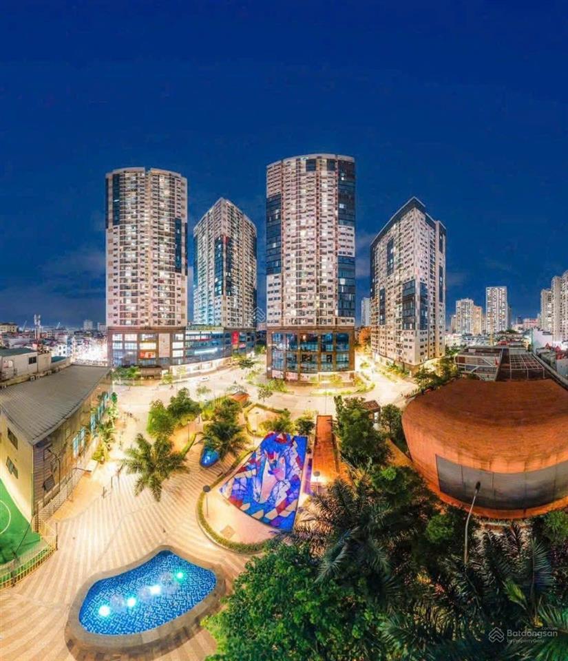 Cơ hội vàng sở hữu sàn tttm rox center goldseason 47 nguyễn tuân tầng 5 124,1m2