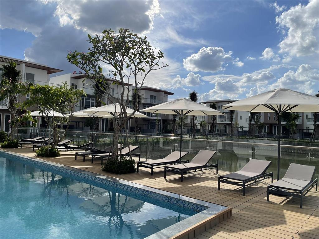 Bán nhanh shophouse chủ đi nước ngoài gấp chỉ 7,x tỷ