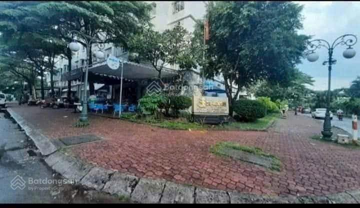 Cần bán shophouse chung cư ehome 2. diện tích 126m2. giá bán 5,9 tỷ