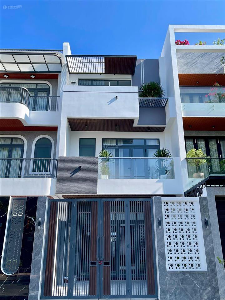 Bán nhà ba tầng tại mỹ gia gói 5 thái hưng full nội thất hiện đại