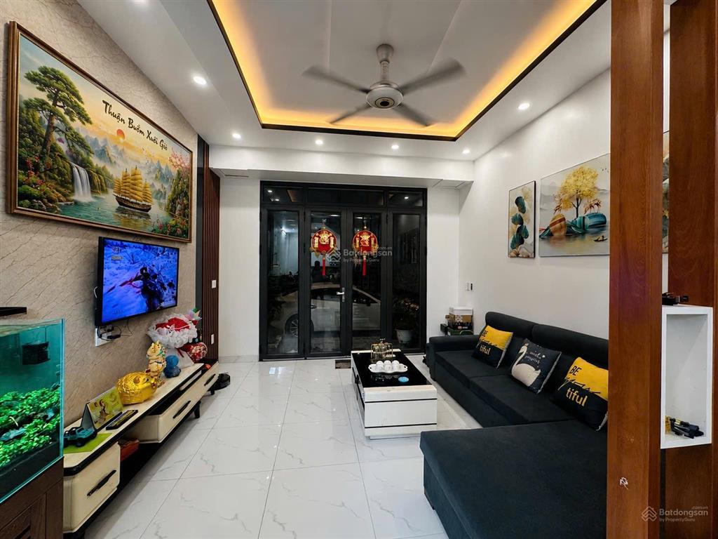 Nhà 3 tầng khu tái định cư vinhomes riverside hồng bàng full nội thất chỉ 4,25 tỷ